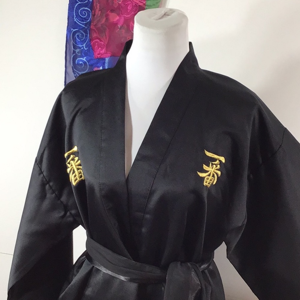 Ichiban Vintage Black Satin Japanese Robe - Gem